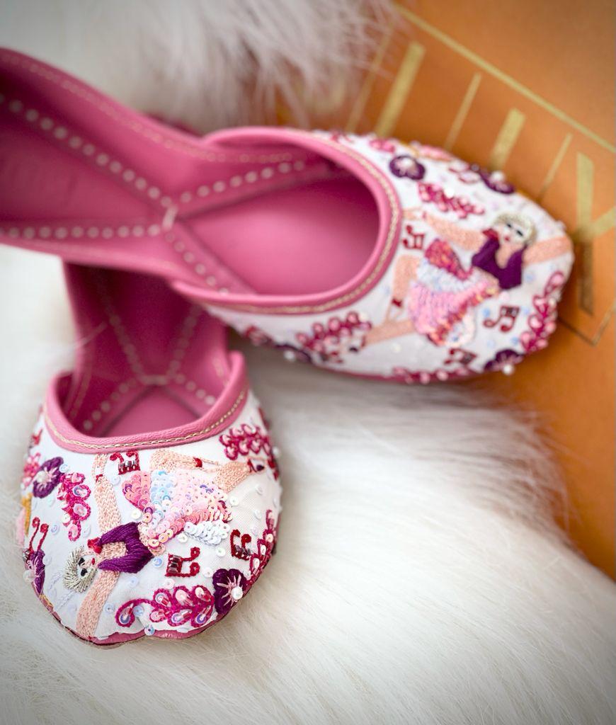Elegant and Classy Khussa in White and Pink Combo (Geniune Leather)
