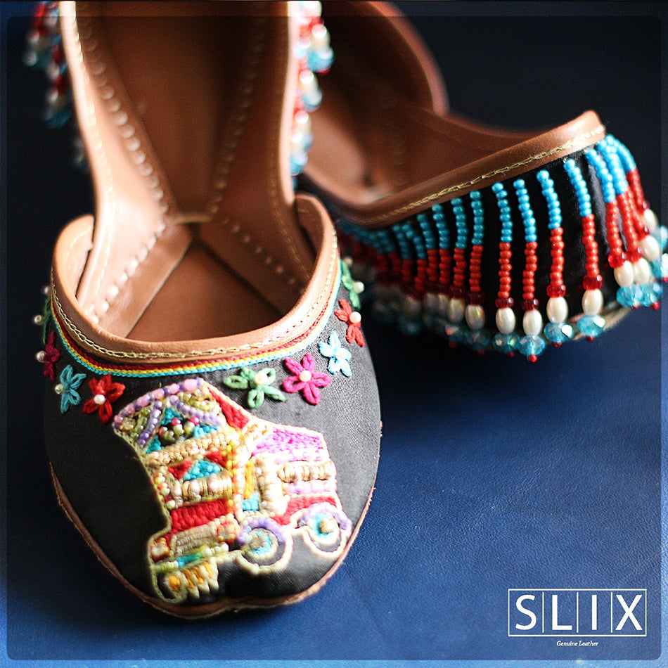 Beautiful Pair of Khussa In 100% Genuine Leather