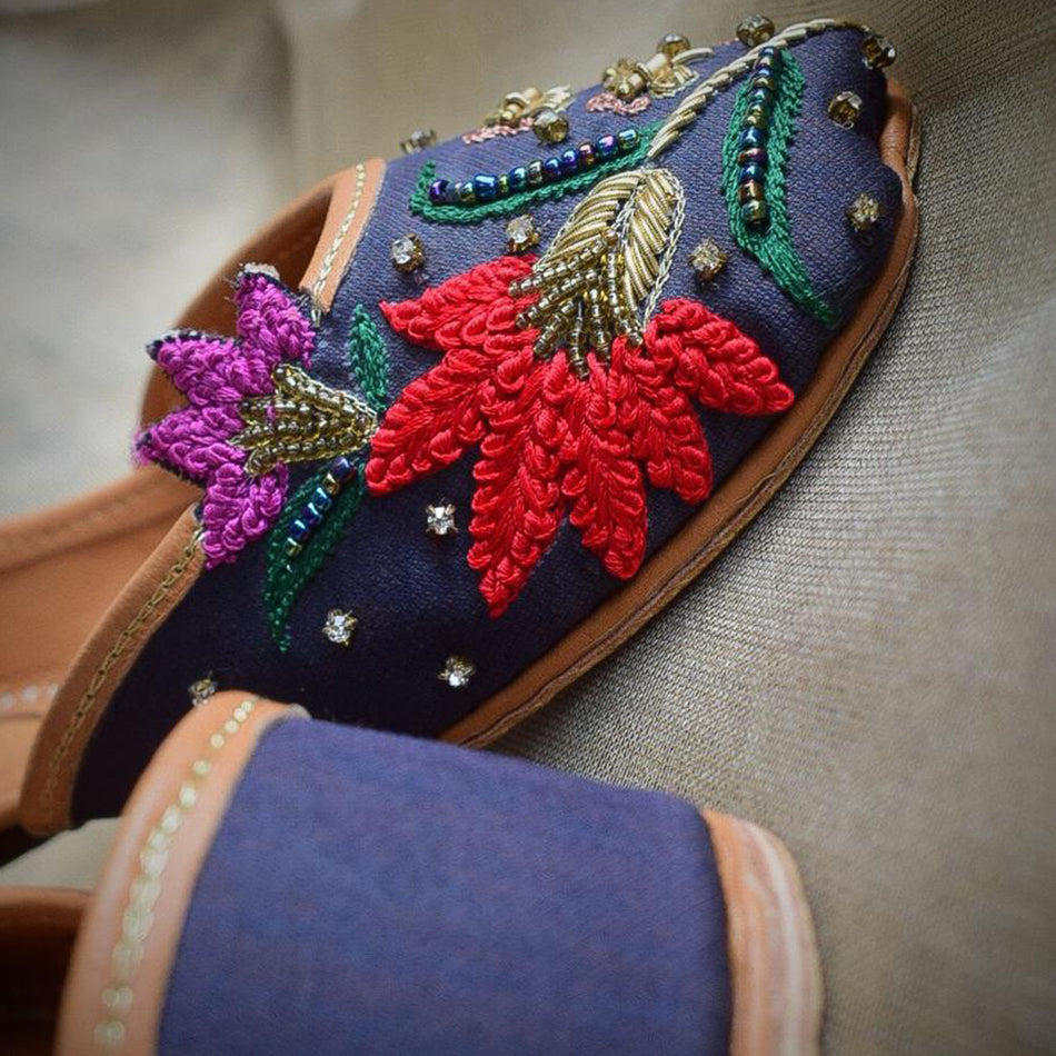 Woolen Red Mauve Flower Hand Embroidered Khussa in Pure Leather