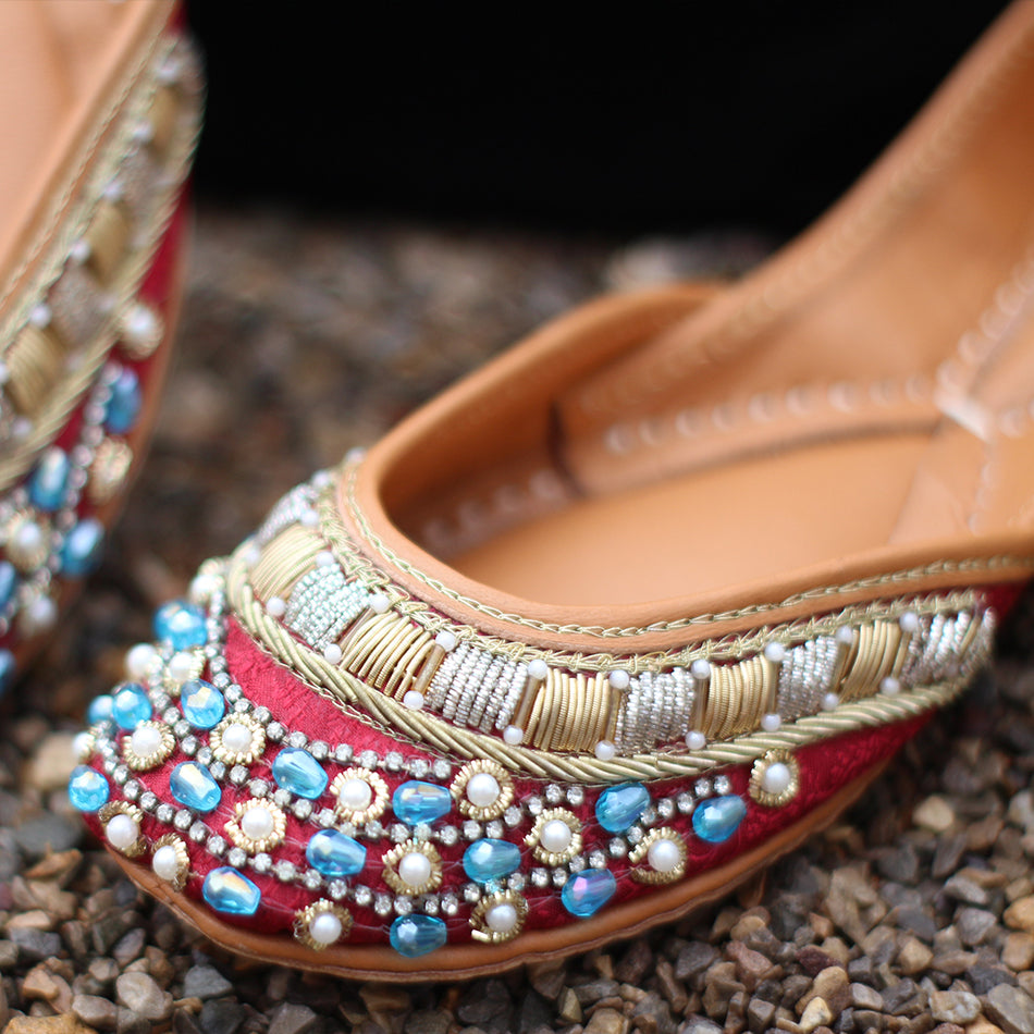 Lively Colour Khussa with Traditional Look (Pure Leather)