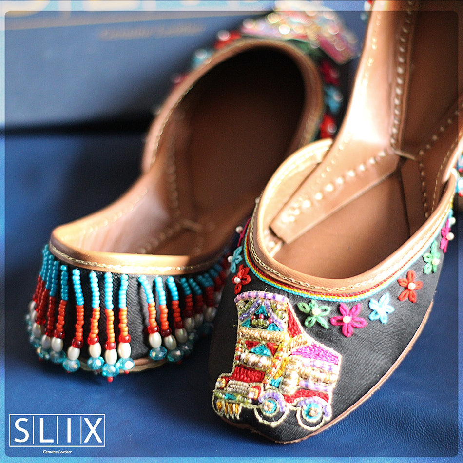 Beautiful Pair of Khussa In 100% Genuine Leather
