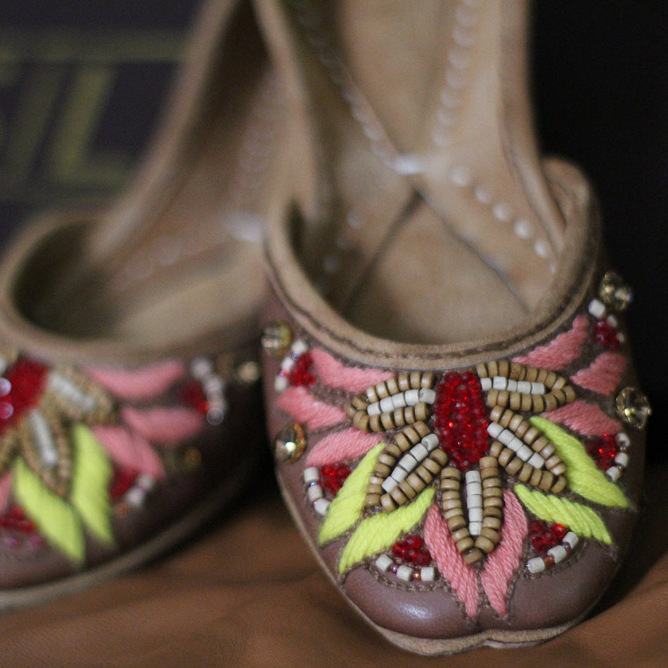 Comfortable Genuine Leather Pair of Khussa