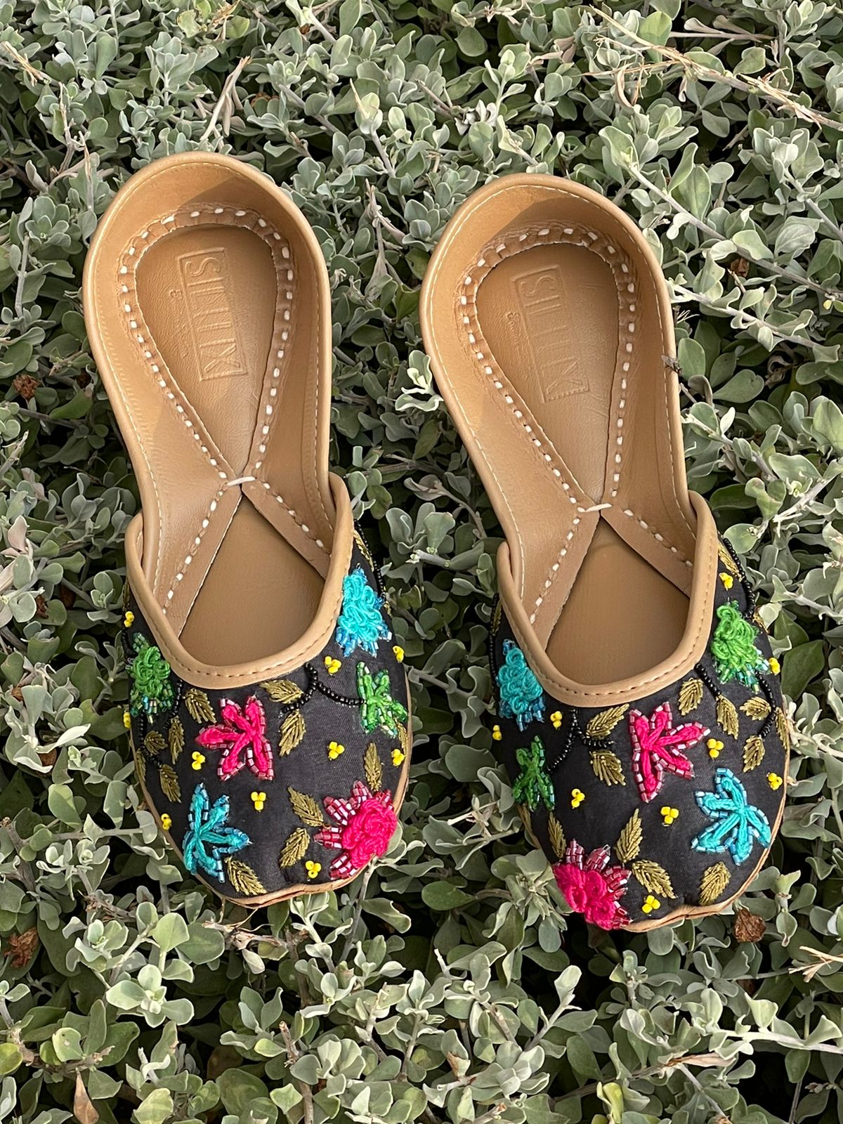 Classy Black Hand Embroidered Khussas in Pure Leather