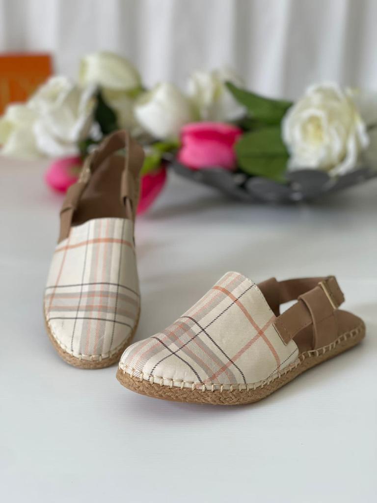 Flat Mules with Decent Look for Women of All Ages