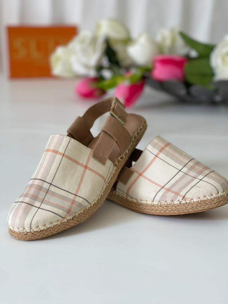 Flat Mules with Decent Look for Women of All Ages