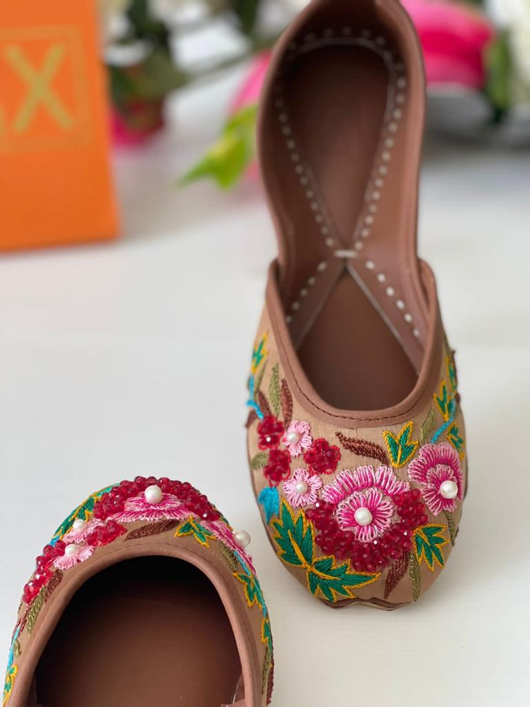 Flower Hand Embroidered Khussas in Pure Leather