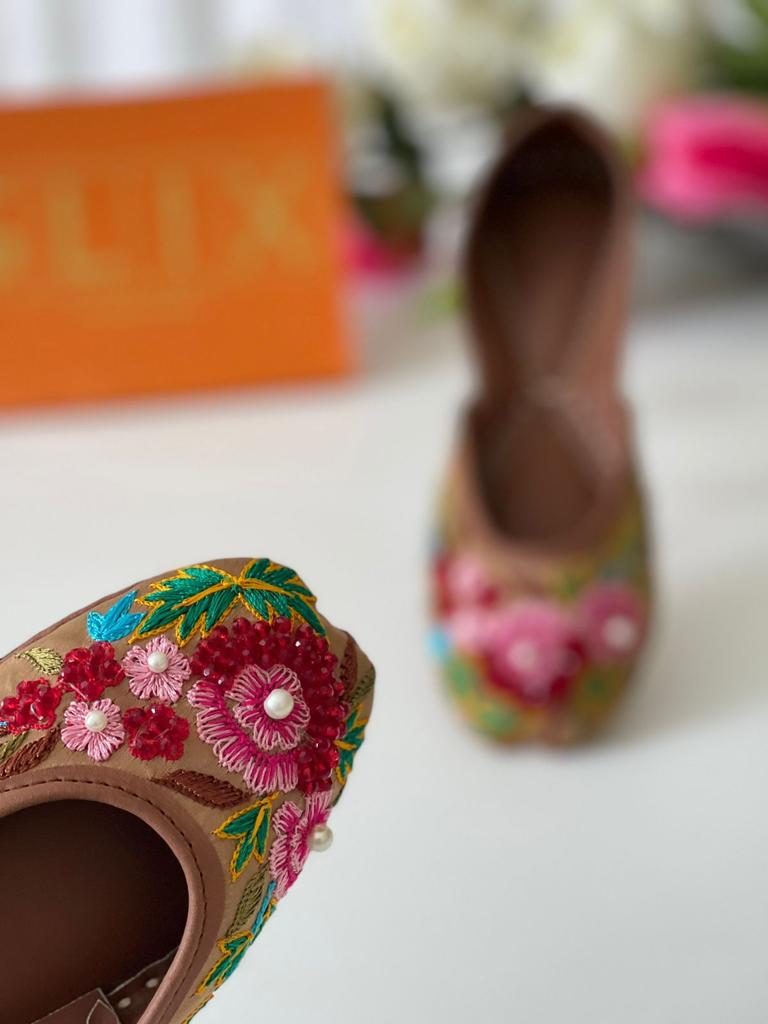 Flower Hand Embroidered Khussas in Pure Leather