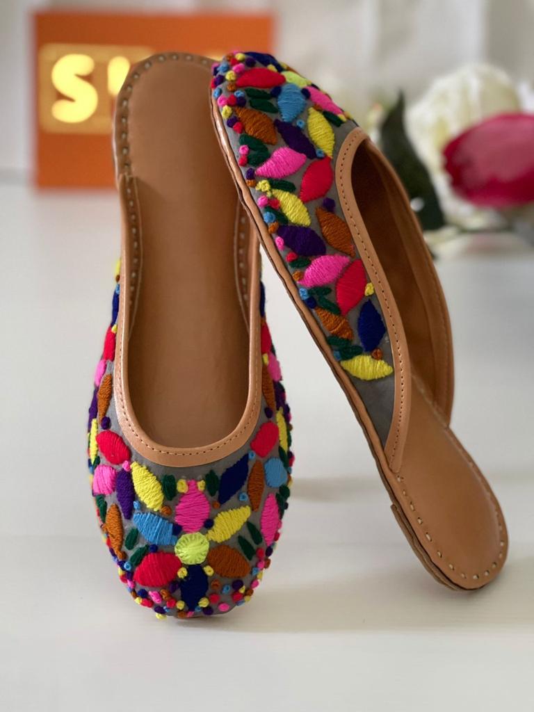 Modern Style Flat Mule with Beautiful Thread Hand Embroidery in Pure Leather
