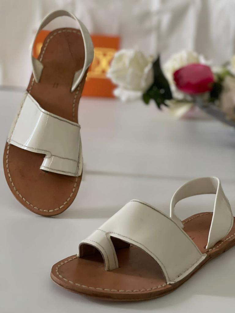 Modern Style Flats For Every Formal and Informal Occasion