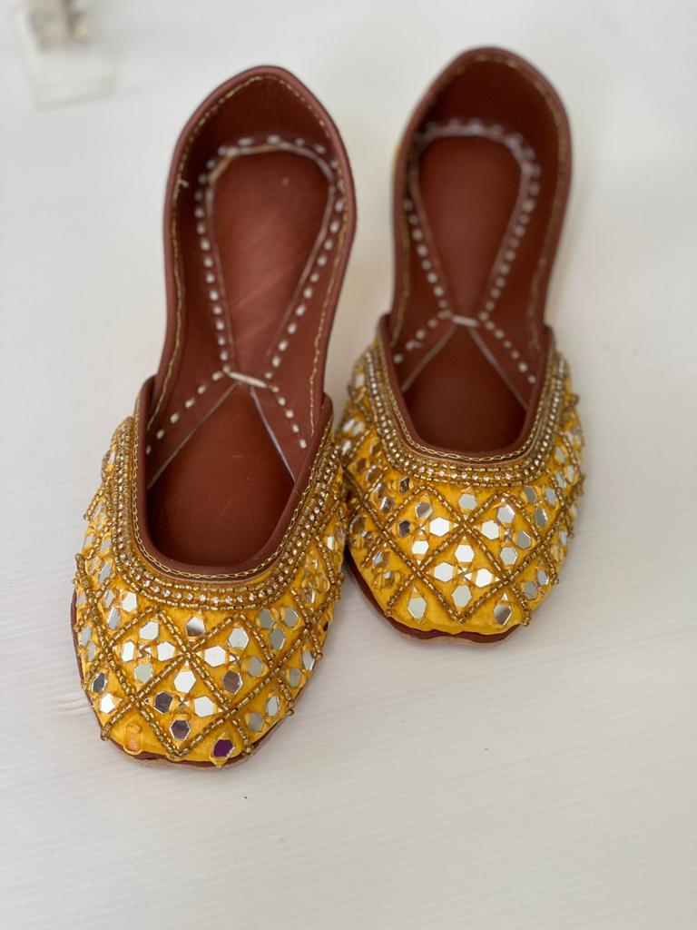 Eye-Catching Mirror Work Pure Leather Khussas in Yellow
