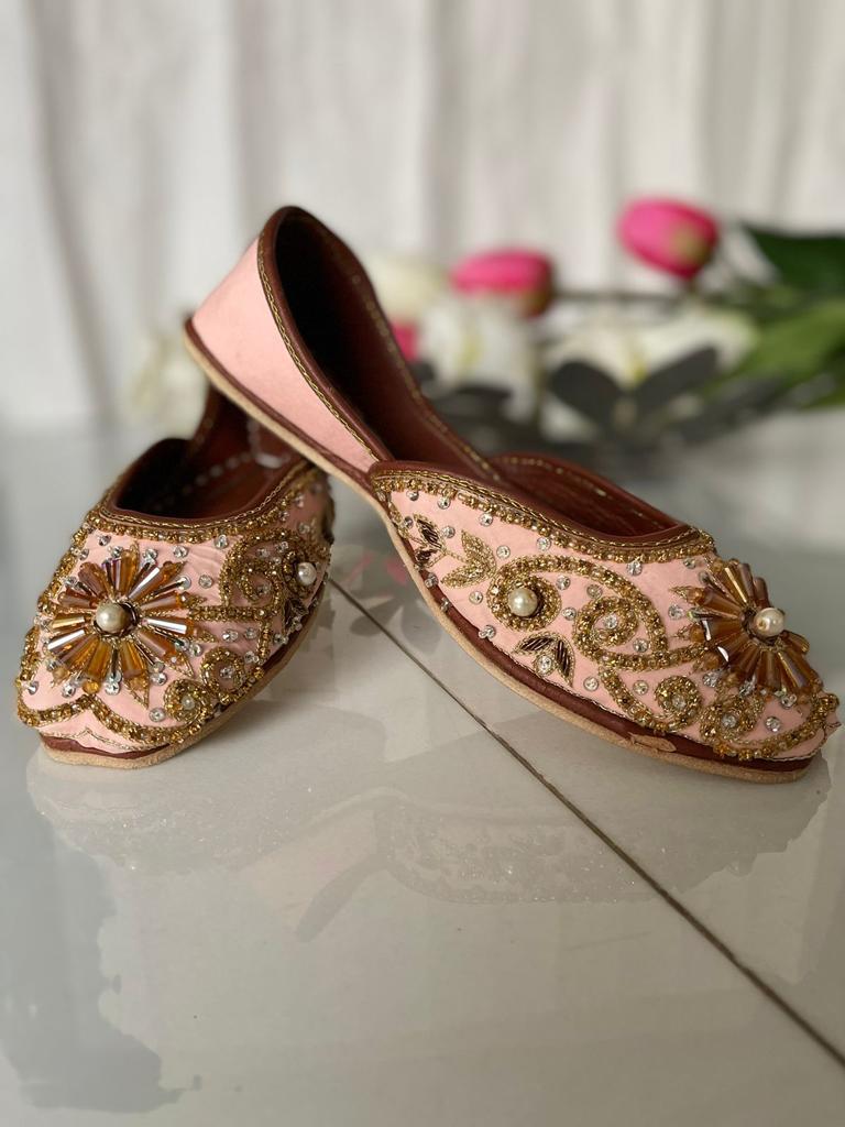 Lovely Beads Work Peachy Pink Khussas Perfect for Festivals in Pure Leather