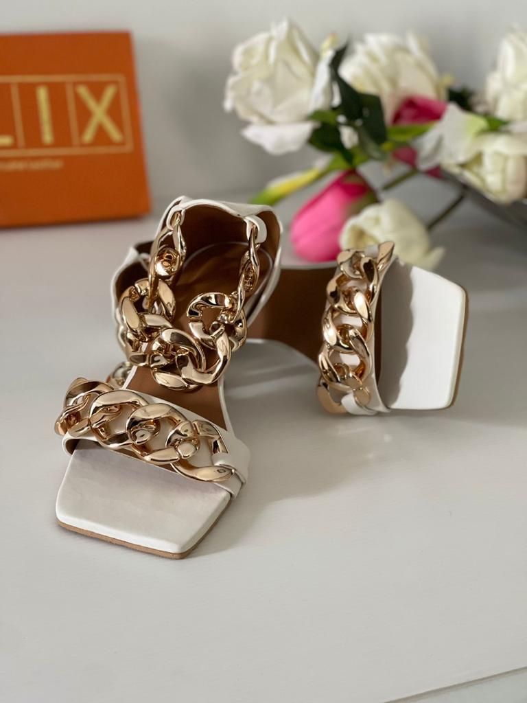 Beautiful and Gorgeous Heel That Increase Your Beauty