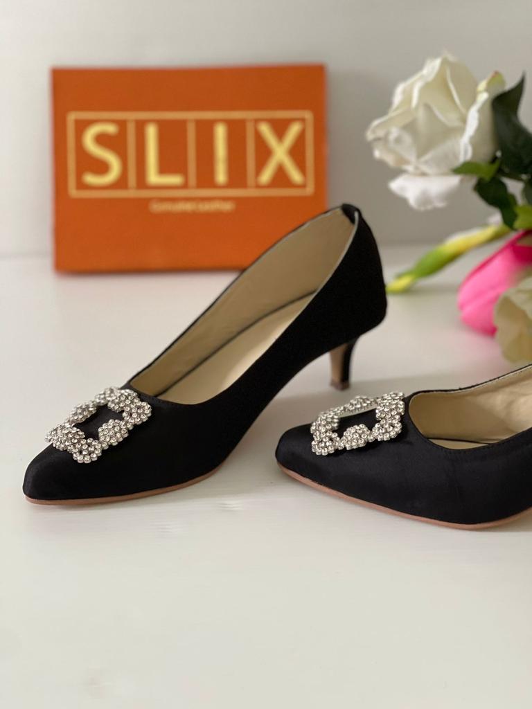 Gorgeous Black Heels For All Festive Mood