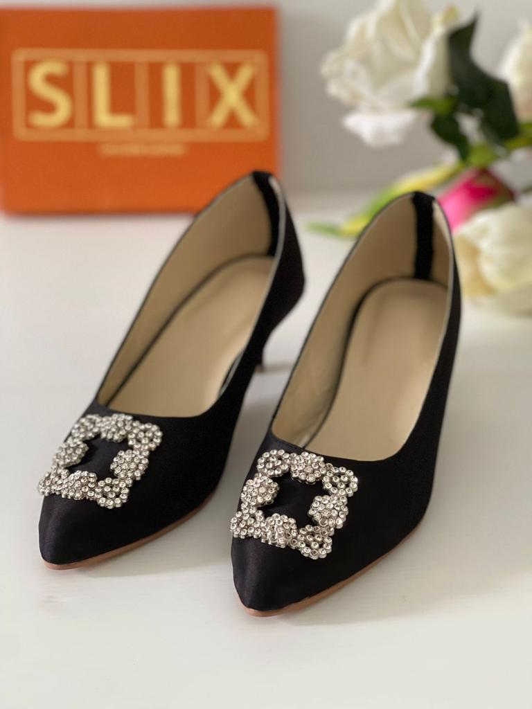 Gorgeous Black Heels For All Festive Mood