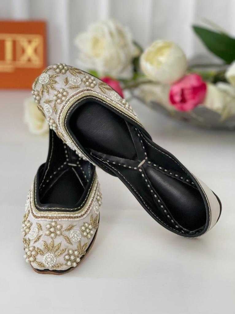 Decent White Color Khussas with Golden Hand Embroidered Flower with Pearls in Pure Leather