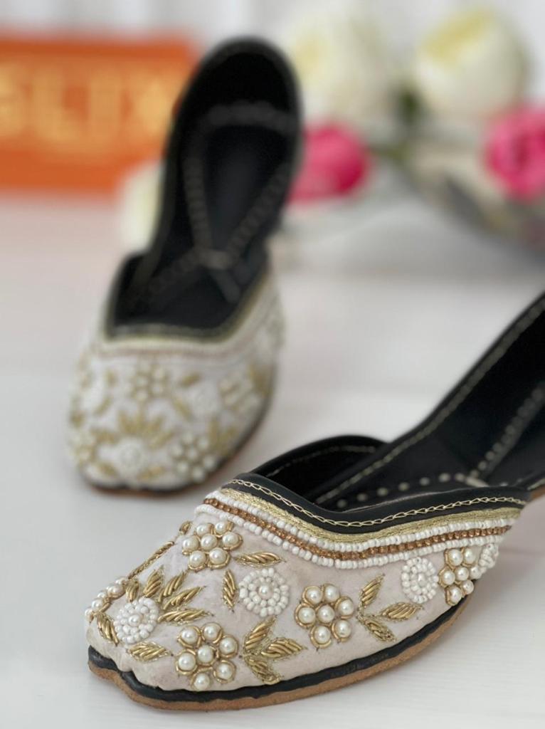 Decent White Color Khussas with Golden Hand Embroidered Flower with Pearls in Pure Leather